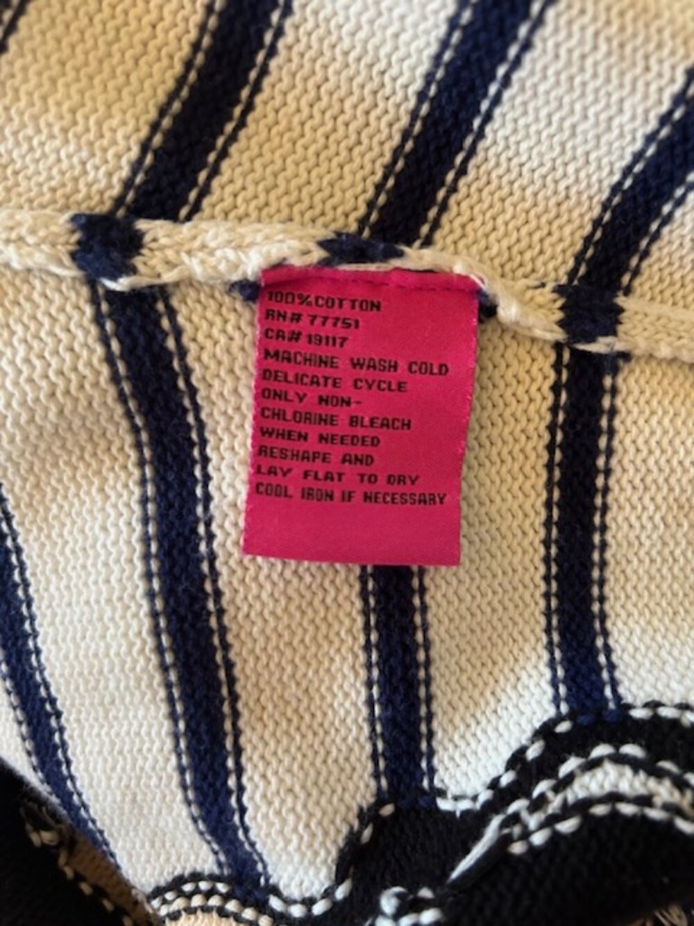Vintage Y2K Betsey Johnson Inertia Knit Cropped Cardigan - Picture 5 of 8